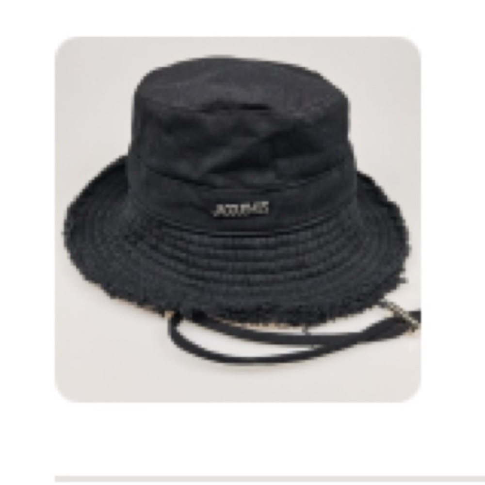 Jacquemus Black Bucket Hat